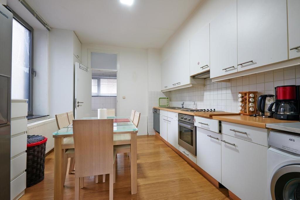 Appartement Au Centre De Bruxelles Pret Du Tout 외부 사진